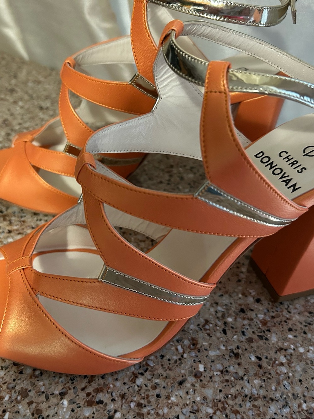 Gorgeous CHRIS Donovan Leather Orange Strappy Block Heel Sandals new never worn